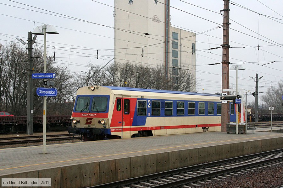 ÖBB - 5047032-7
/ Bild: oebb50470327_bk1103160190.jpg