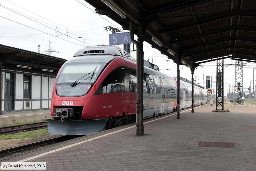 ÖBB - 4024101-0
/ Bild: oebb40241010_bk1608290161.jpg ÖBB - 4024101-0
/ Bild: oebb40241010_bk1608290161.jpg
