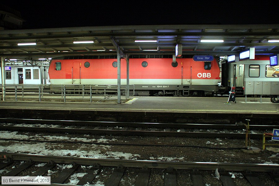ÖBB - 1044 034
/ Bild: oebb1044034_bk1002040403.jpg