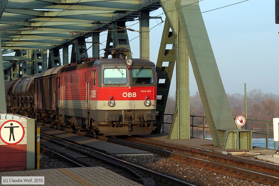 ÖBB - 1044 055
/ Bild: oebb1044055_cw1002230351.jpg