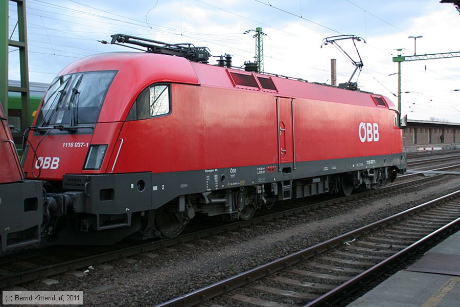 &Ouml;BB - 1116037-1
/ Bild: oebb11160371_bk1103140407.jpg