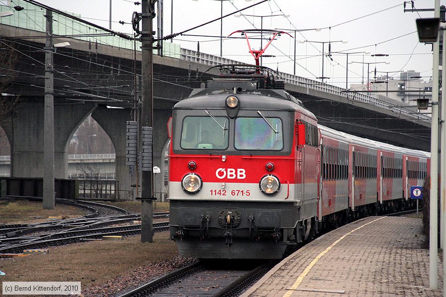 ÖBB - 1142671-5
/ Bild: oebb11426715_bk1002260453.jpg
