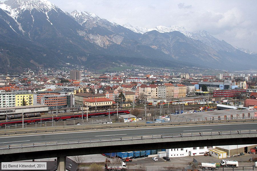 Innsbruck Westbahnhof
/ Bild: bfinnsbruckwest_bk1103270158.jpg