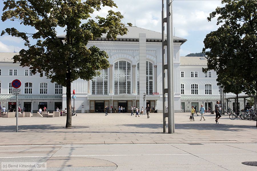 Salzburg Hauptbahnhof
/ Bild: bfsalzburghbf_bk1608170247.jpg