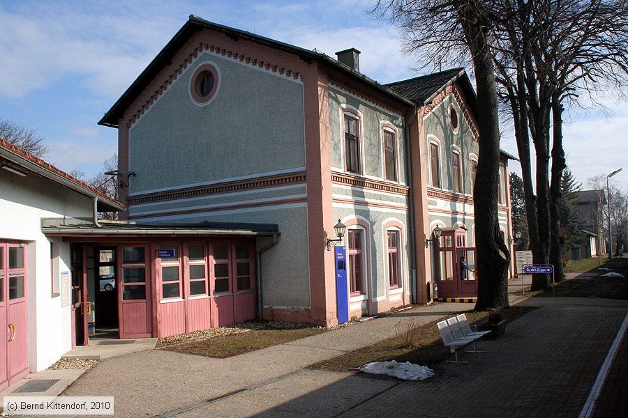 Bahnhof Siebenbrunn-Leopoldsdorf 
/ Bild: bfsiebenbrunnleopoldsdorf_bk1002250065.jpg