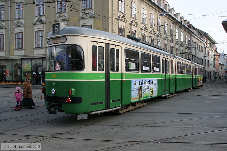 Straßenbahn Graz - 582
/ Bild: graz582_bk1002040277.jpg