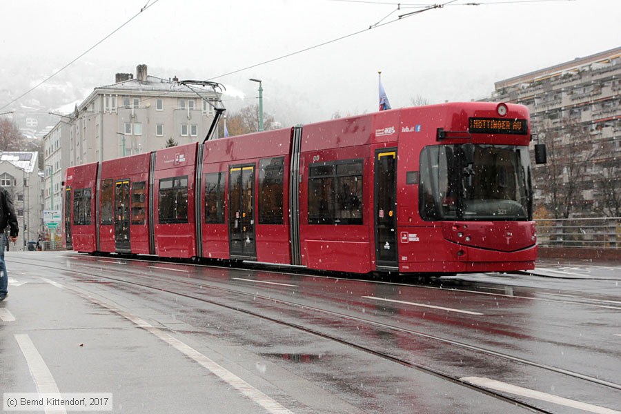 Straßenbahn Innsbruck - 321
/ Bild: innsbruck321_bk1711130091.jpg