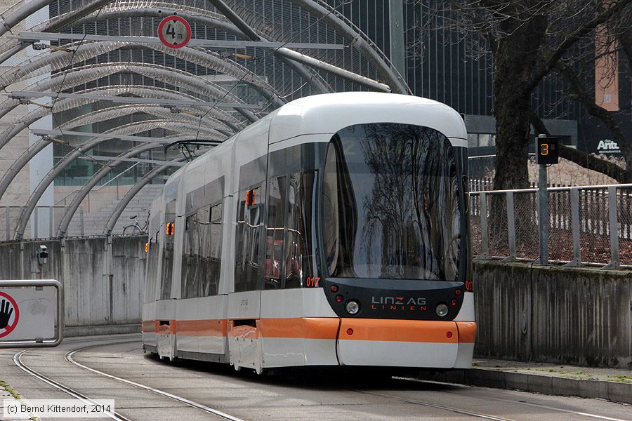 Linz - Straßenbahn - 017
/ Bild: linz017_bk1402100038.jpg Linz - Straßenbahn - 017
/ Bild: linz017_bk1402100038.jpg