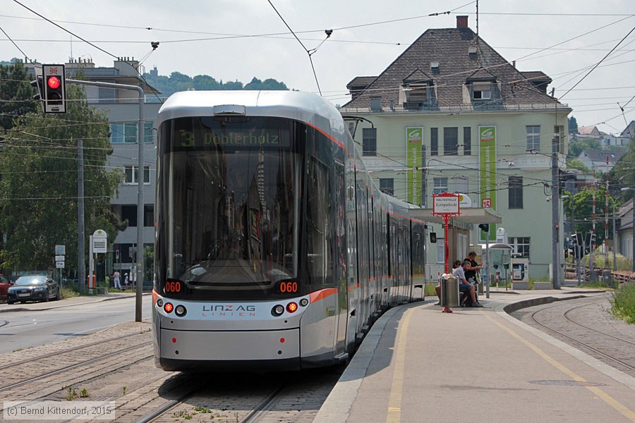 Linz - Straßenbahn - 060
/ Bild: linz060_bk1507060149.jpg Linz - Straßenbahn - 060
/ Bild: linz060_bk1507060149.jpg