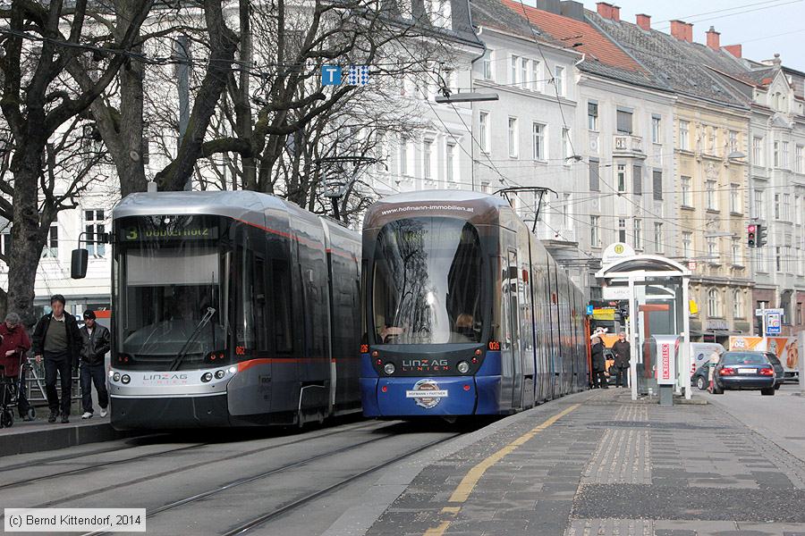 Linz - Straßenbahn - 062
/ Bild: linz062_bk1402100022.jpg Linz - Straßenbahn - 062
/ Bild: linz062_bk1402100022.jpg