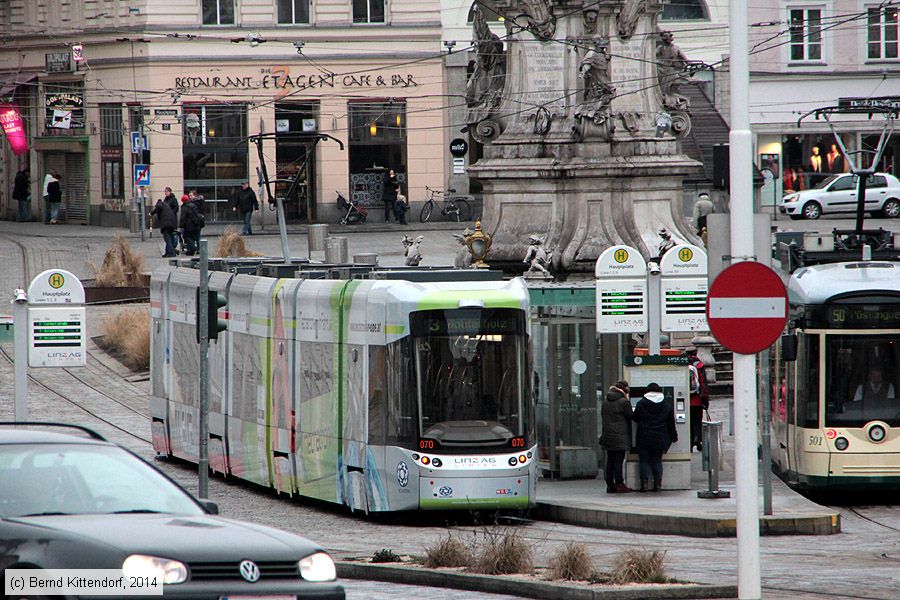 Linz - Straßenbahn - 070
/ Bild: linz070_bk1402090094.jpg Linz - Straßenbahn - 070
/ Bild: linz070_bk1402090094.jpg