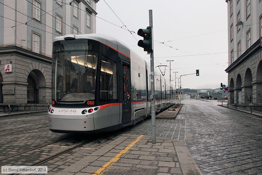 Linz - Straßenbahn - 080
/ Bild: linz080_bk1402090039.jpg Linz - Straßenbahn - 080
/ Bild: linz080_bk1402090039.jpg