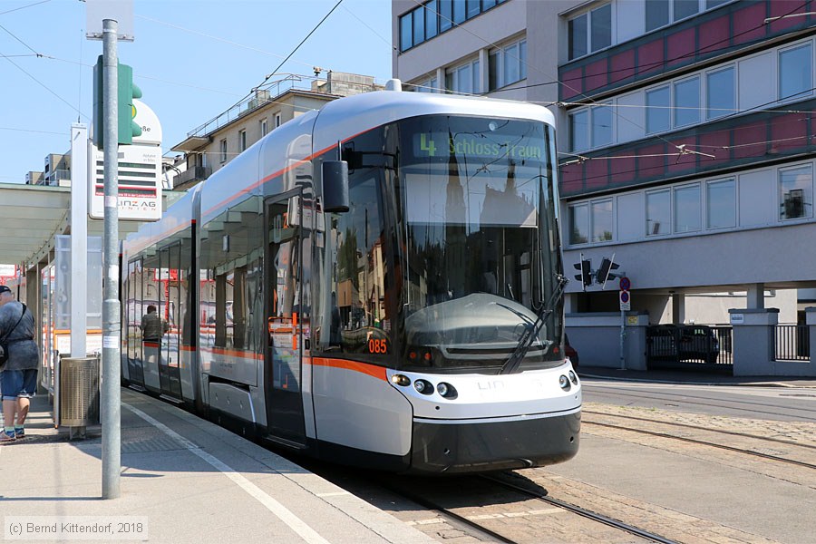 Linz - Straßenbahn - 085
/ Bild: linz085_bk1808190032.jpg