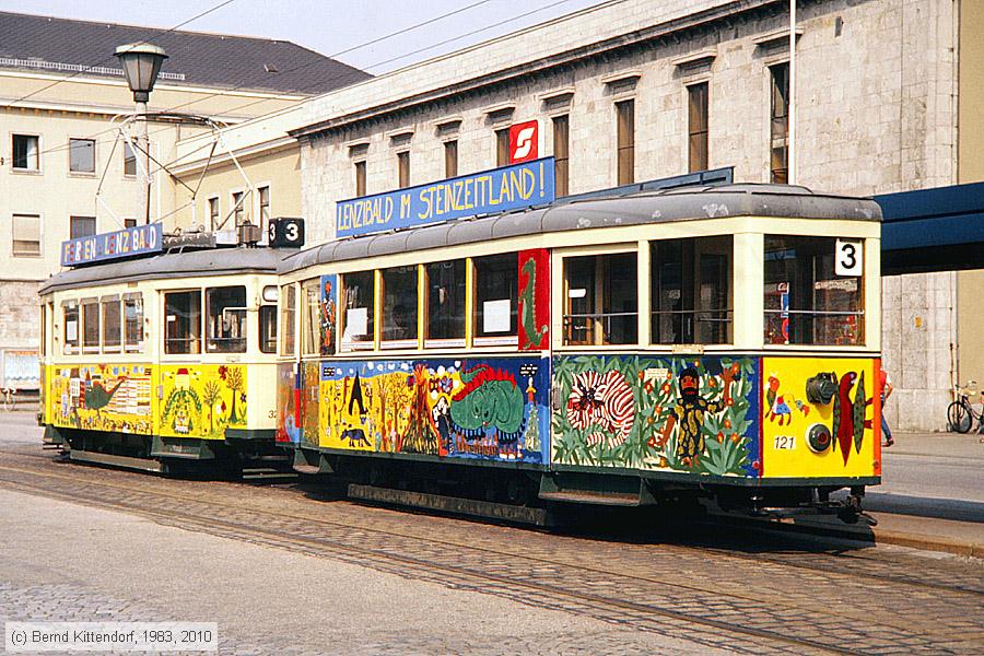 Linz - Straßenbahn - 121
/ Bild: linz121_vb009837.jpg Linz - Straßenbahn - 121
/ Bild: linz121_vb009837.jpg