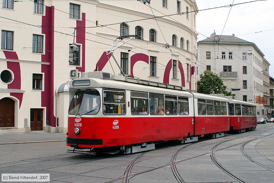 Wien - Stra&szlig;enbahn - 4009
/ Bild: wien4009_bk0708100143.jpg