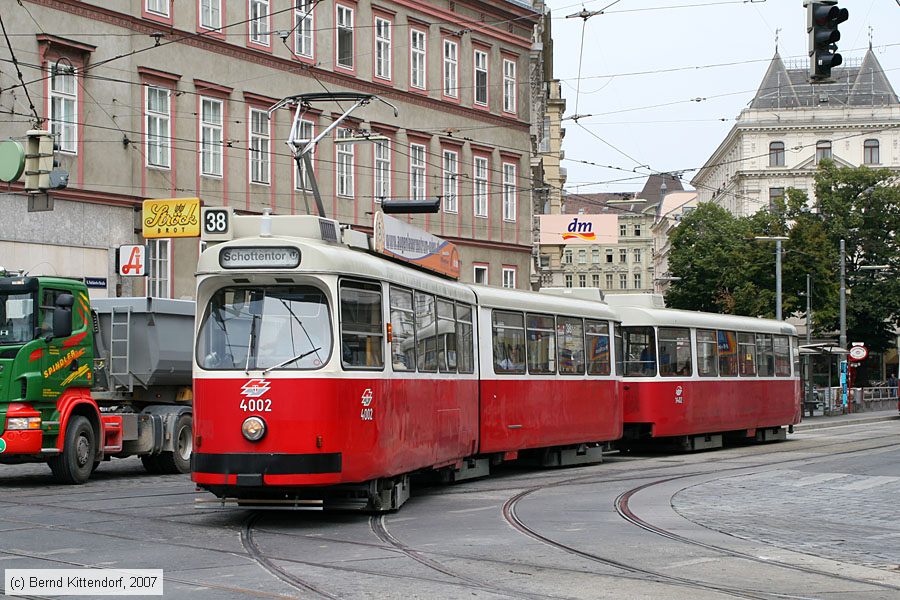 Wien - Straßenbahn - 4002
/ Bild: wien4002_bk0708100202.jpg