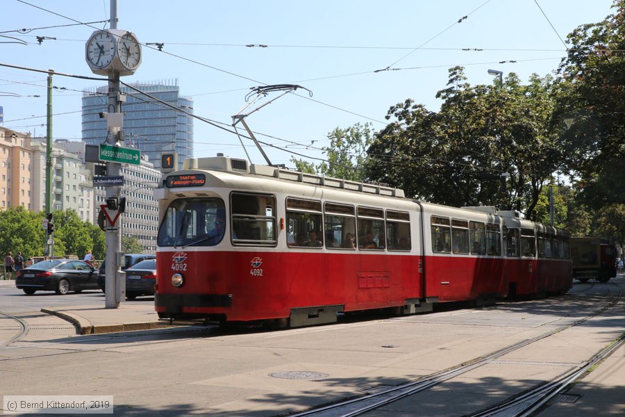 Wien - Stra&szlig;enbahn - 4092
/ Bild: wien4092_bk1907240015.jpg