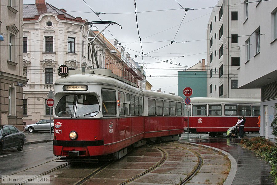 Wien - Straßenbahn - 4821
/ Bild: wien4821_bk0809150299.jpg