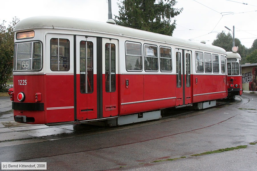 Wien - Stra&szlig;enbahn - 1225
/ Bild: wien1225_bk0809150106.jpg