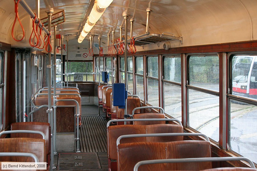 Wien - Straßenbahn - 1225 - Innenansicht
/ Bild: wien1225_bk0809150109.jpg