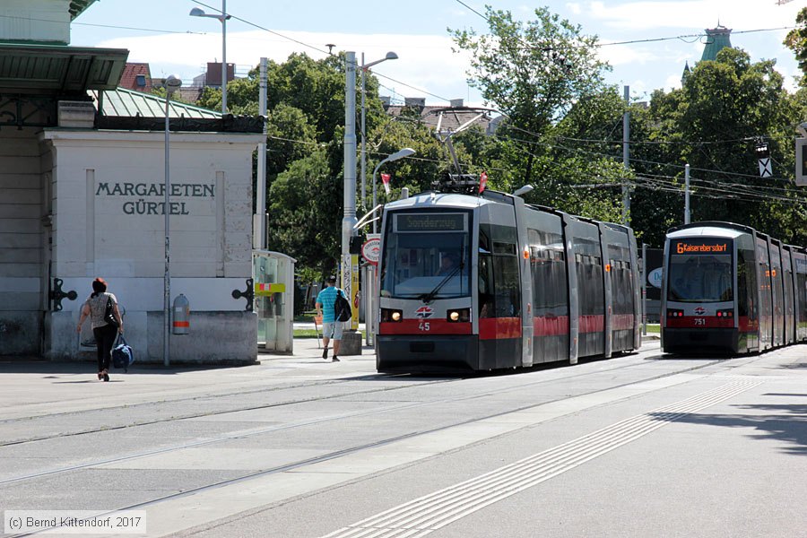 Wien - Straßenbahn - 45
/ Bild: wien45_bk1707280042.jpg