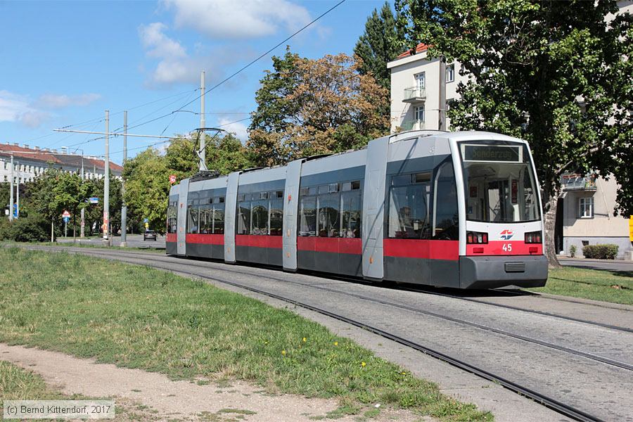 Wien - Straßenbahn - 45
/ Bild: wien45_bk1707280045.jpg