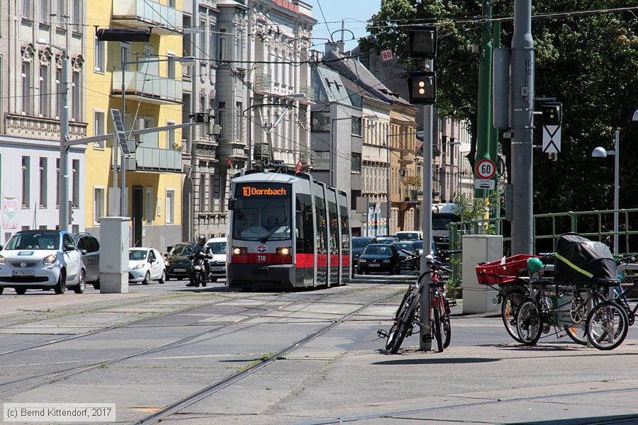 Wien - Straßenbahn - 118
/ Bild: wien118_bk1707280120.jpg