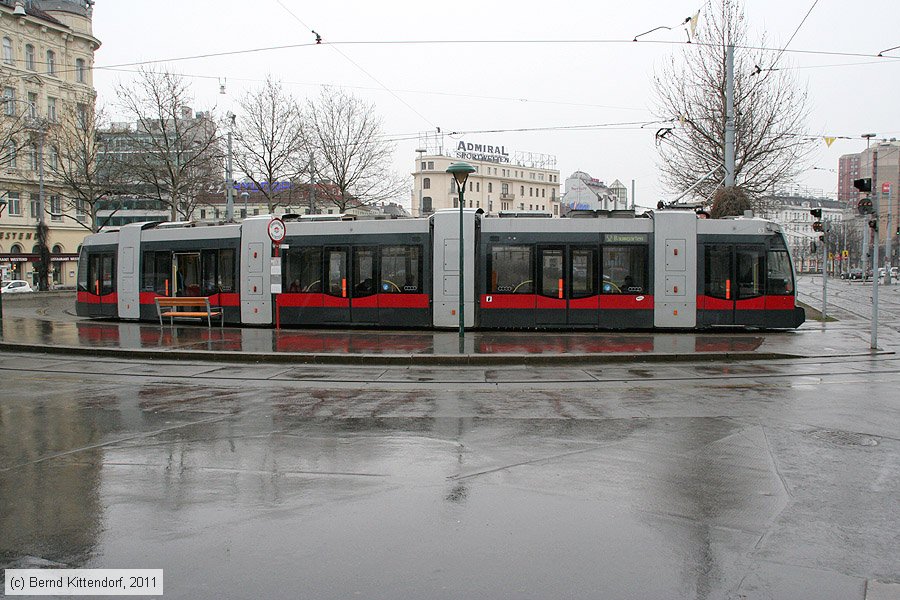 Wien - Straßenbahn - 63
/ Bild: wien63_bk1103160159.jpg