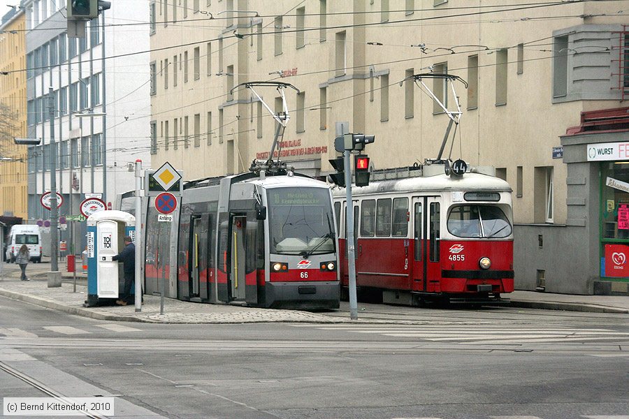 Wien - Straßenbahn - 66
/ Bild: wien66_bk1002230146.jpg