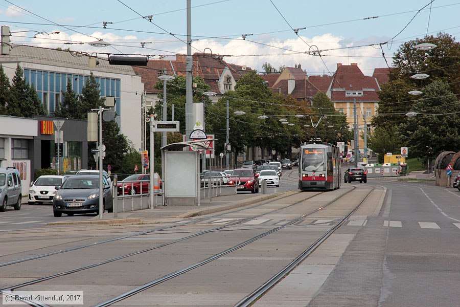 Wien - Straßenbahn - 70
/ Bild: wien70_bk1707280254.jpg