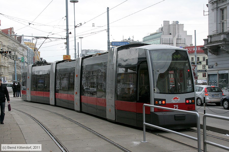 Wien - Straßenbahn - 75
/ Bild: wien75_bk1103190262.jpg