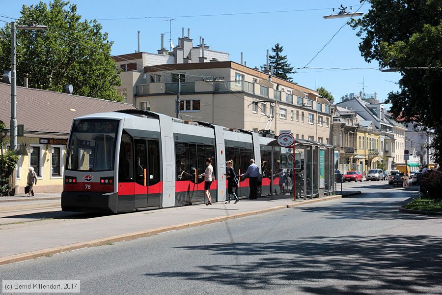 Wien - Straßenbahn - 76
/ Bild: wien76_bk1707280102.jpg
