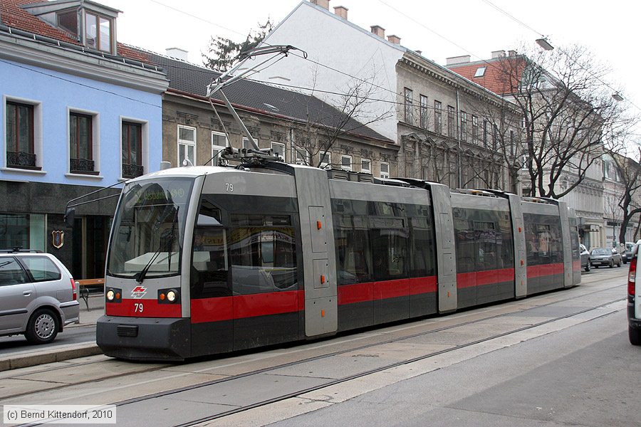 Wien - Straßenbahn - 79
/ Bild: wien79_bk1002230351.jpg