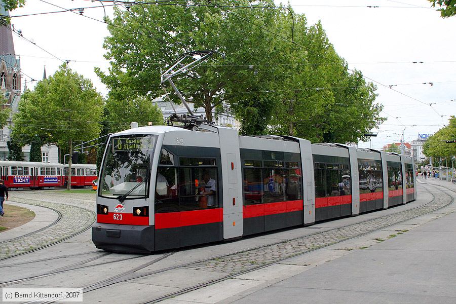 Wien - Straßenbahn - 623
/ Bild: wien623_bk0708100001.jpg
