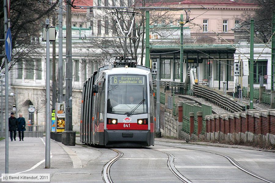 Wien - Straßenbahn - 641
/ Bild: wien641_bk1103190293.jpg