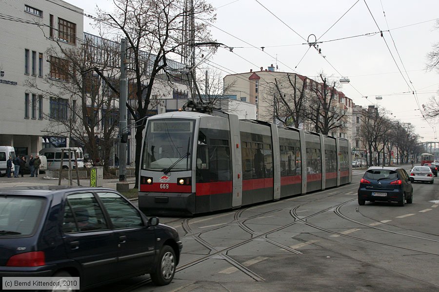 Wien - Straßenbahn - 669
/ Bild: wien669_bk1002230176.jpg
