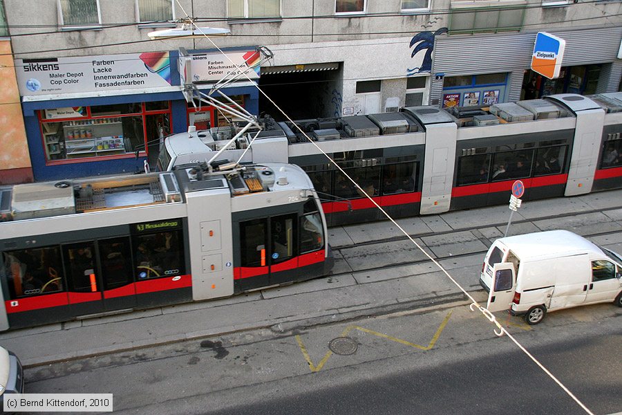 Wien - Straßenbahn - 704
/ Bild: wien704_bk1002240007.jpg