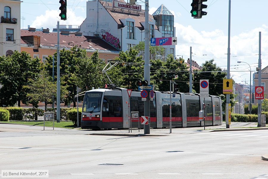 Wien - Straßenbahn - 712
/ Bild: wien712_bk1707280130.jpg