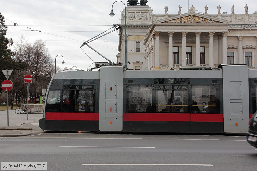 Wien - Straßenbahn - 724
/ Bild: wien724_bk1702230136.jpg