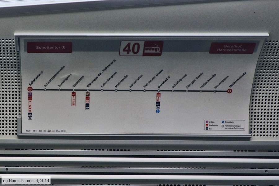 Wien - Stra&szlig;enbahn - 796 - Innenansicht
/ Bild: wien796_bk1808160303.jpg