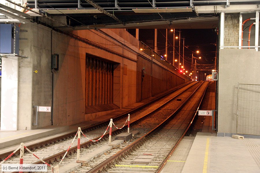 Wien - Straßenbahn - Anlagen
/ Bild: wienanlagen_bk1103140470.jpg