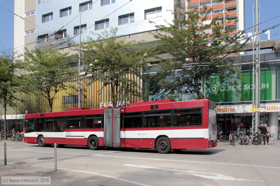 Salzburg - O-Bus - 241
/ Bild: salzburg241_bk1608170303.jpg