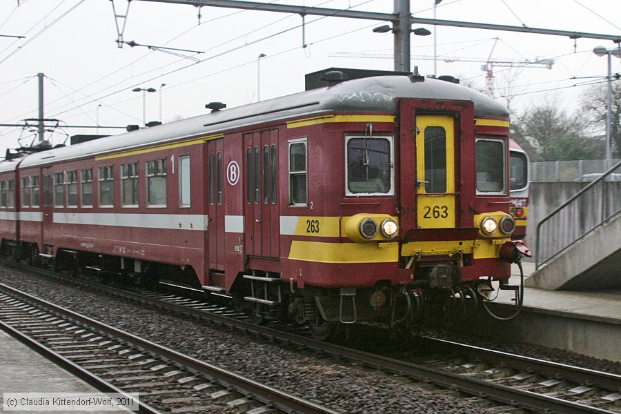 SNCB - 263
/ Bild: sncb263_cw1102230144.jpg