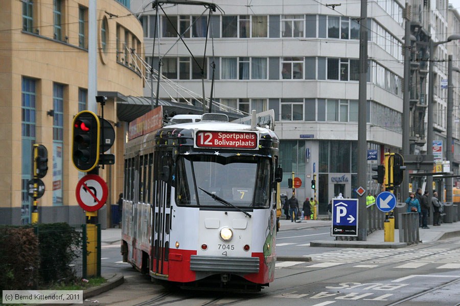 Straßenbahn Antwerpen - 7045
/ Bild: antwerpen7045_bk1102210028.jpg