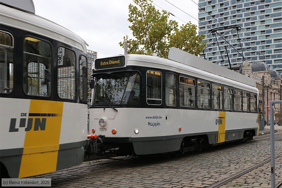 Straßenbahn Antwerpen - 7079
/ Bild: antwerpen7079_bk2510290165.jpg Straßenbahn Antwerpen - 7079
/ Bild: antwerpen7079_bk2510290165.jpg