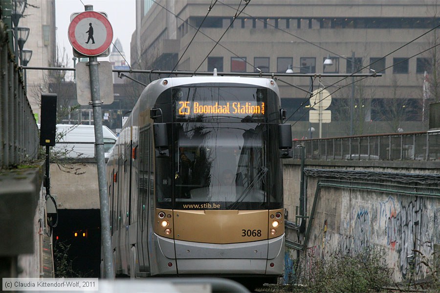 Straßenbahn Brüssel - 3068
/ Bild: bruxelles3068_cw1102210235.jpg