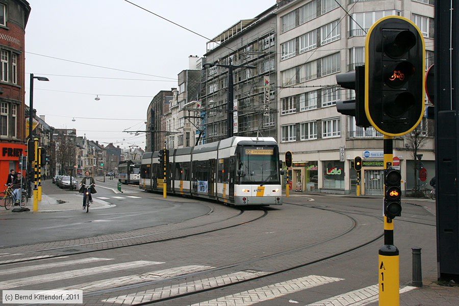 Straßenbahn Gent - 6312
/ Bild: gent6312_bk1102240234.jpg