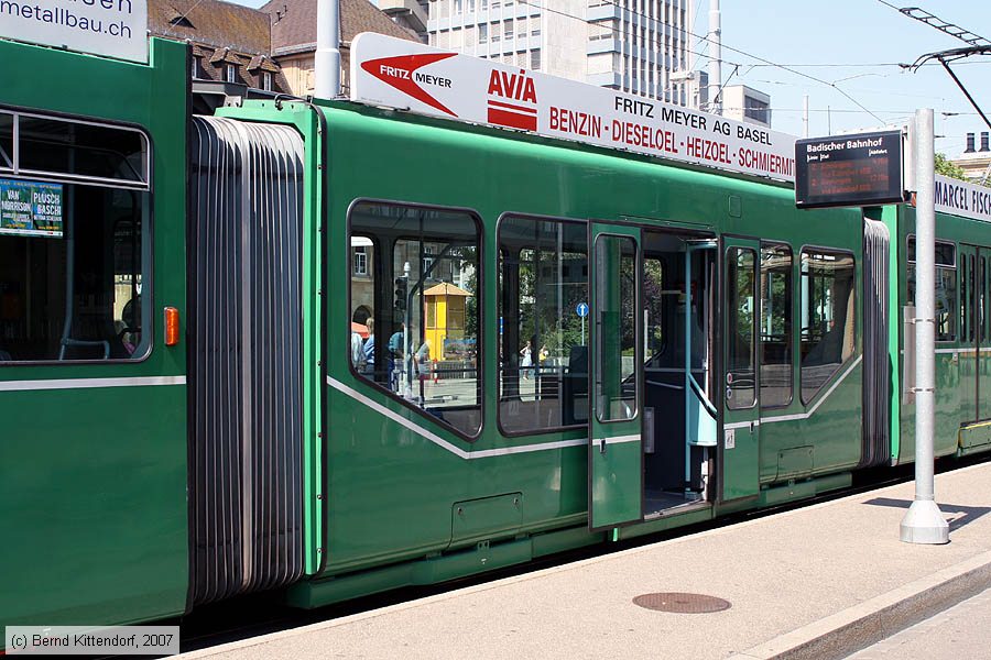 Basel - Straßenbahn - 665
/ Bild: basel665_bk0708060031.jpg Basel - Straßenbahn - 665
/ Bild: basel665_bk0708060031.jpg