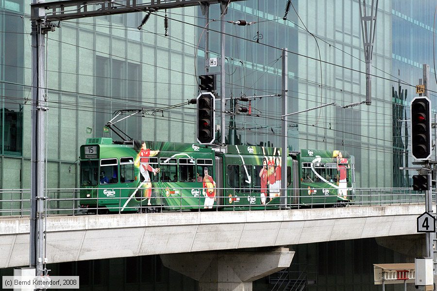 Basel - Stra&szlig;enbahn - 666
/ Bild: basel666_bk0803300256.jpg
