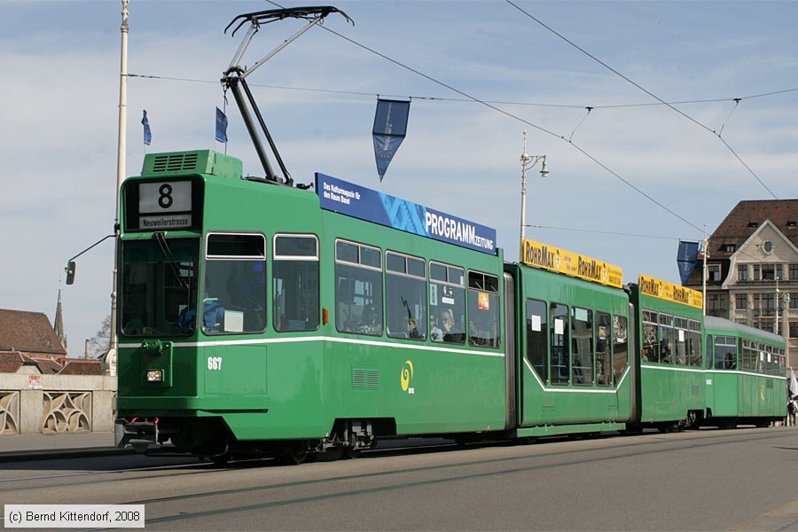 Basel - Stra&szlig;enbahn - 667
/ Bild: basel667_bk0803300064.jpg